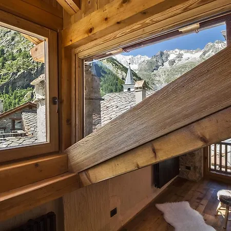 Maison La Saxe Courmayeur