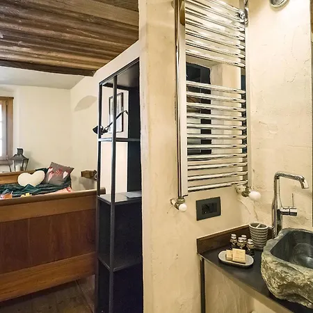 Maison La Saxe 4*
